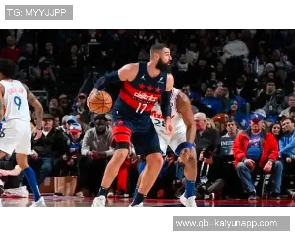 文班真不好对付武切维奇三分表现出色却内线失准贡献全面数据